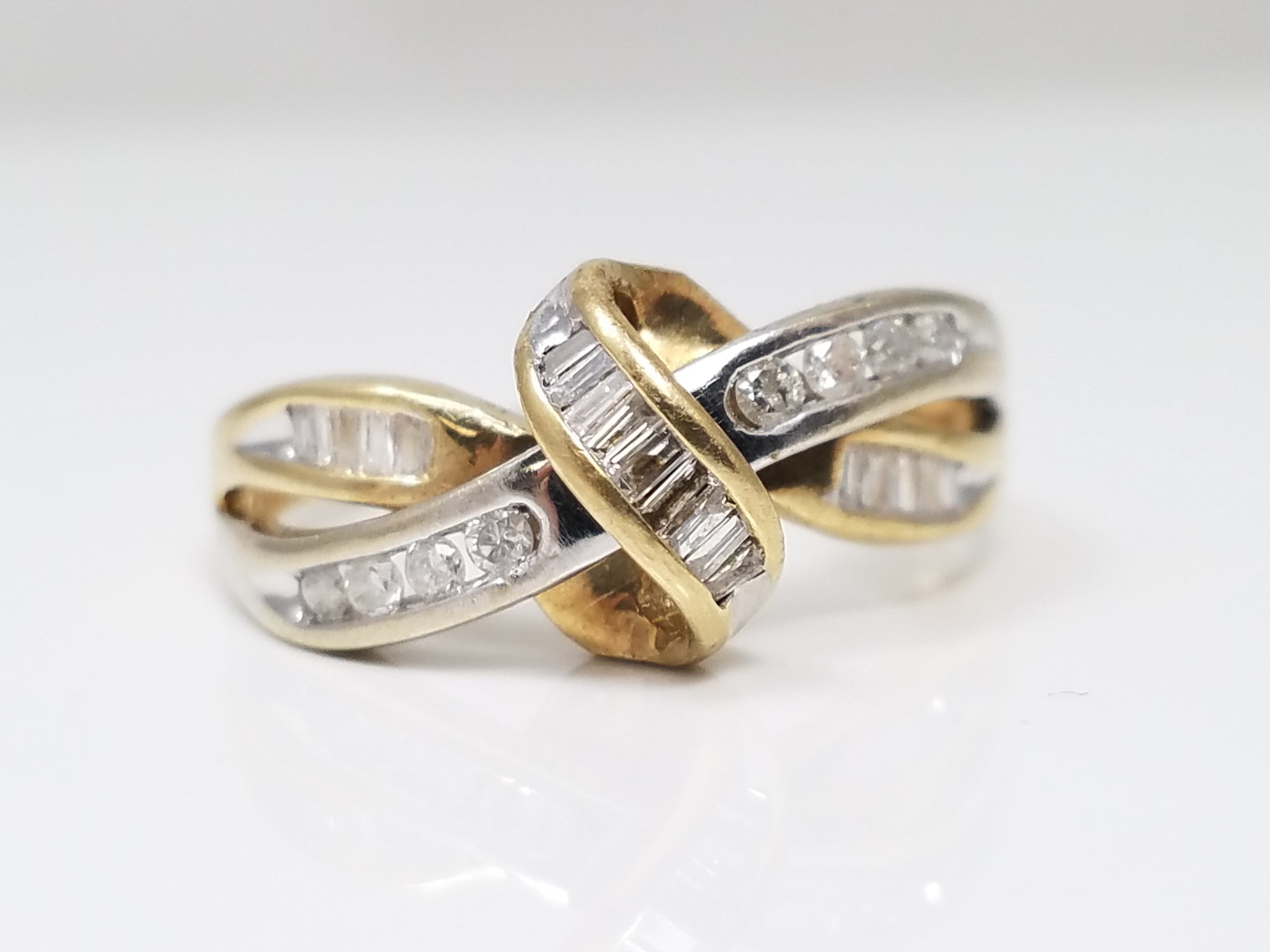 Abstract 10k Two Tone Gold Natural Diamond Swirly Ring Band