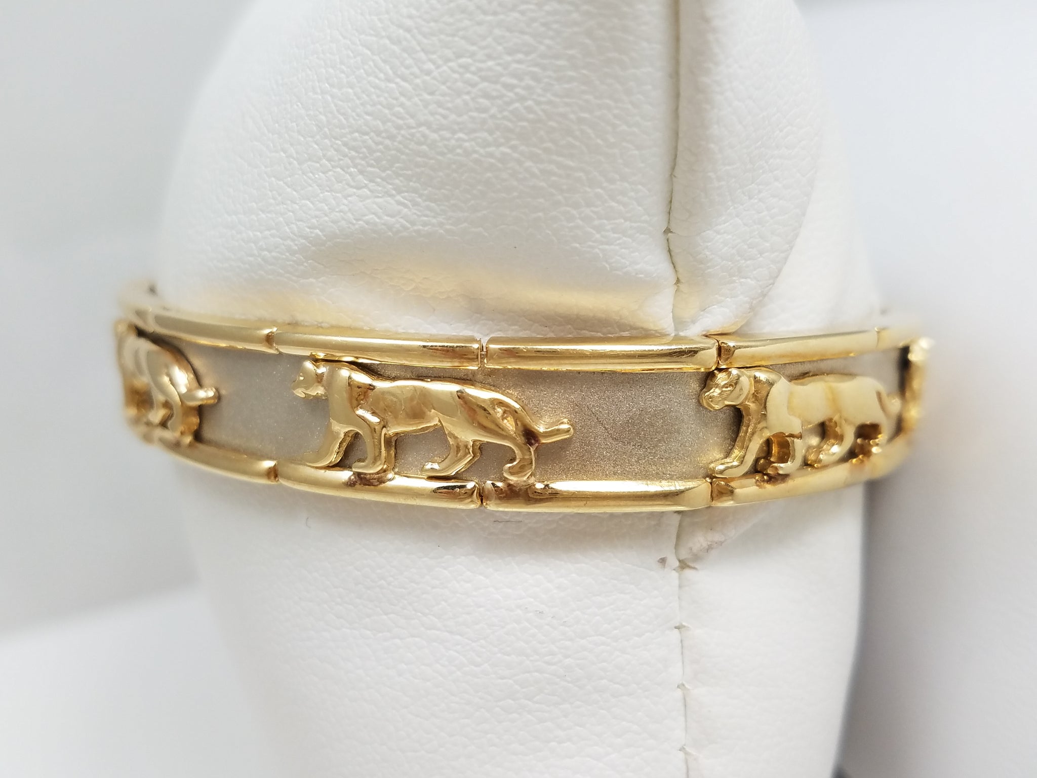 Extraordinary 14k Yellow Gold Flexible Panther Link Bangle Bracelet