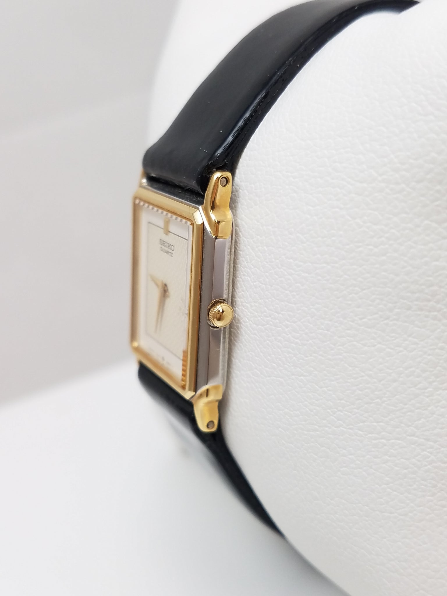 New From Store Closing in 1990's: Ladies Seiko Watch w/Box