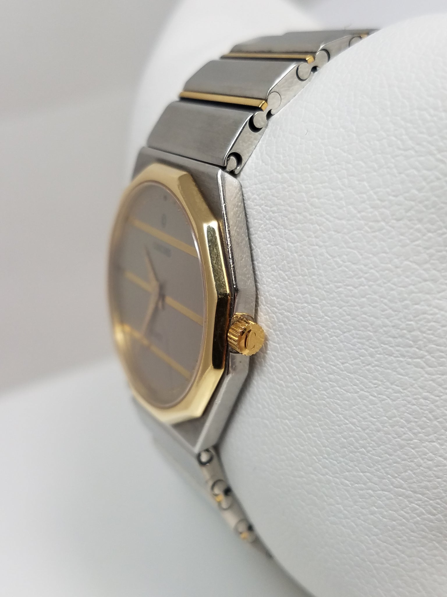 $2,500 Retail Ladies Concord Mariner 14k Yellow Gold & Stainless Steel Watch w/Box