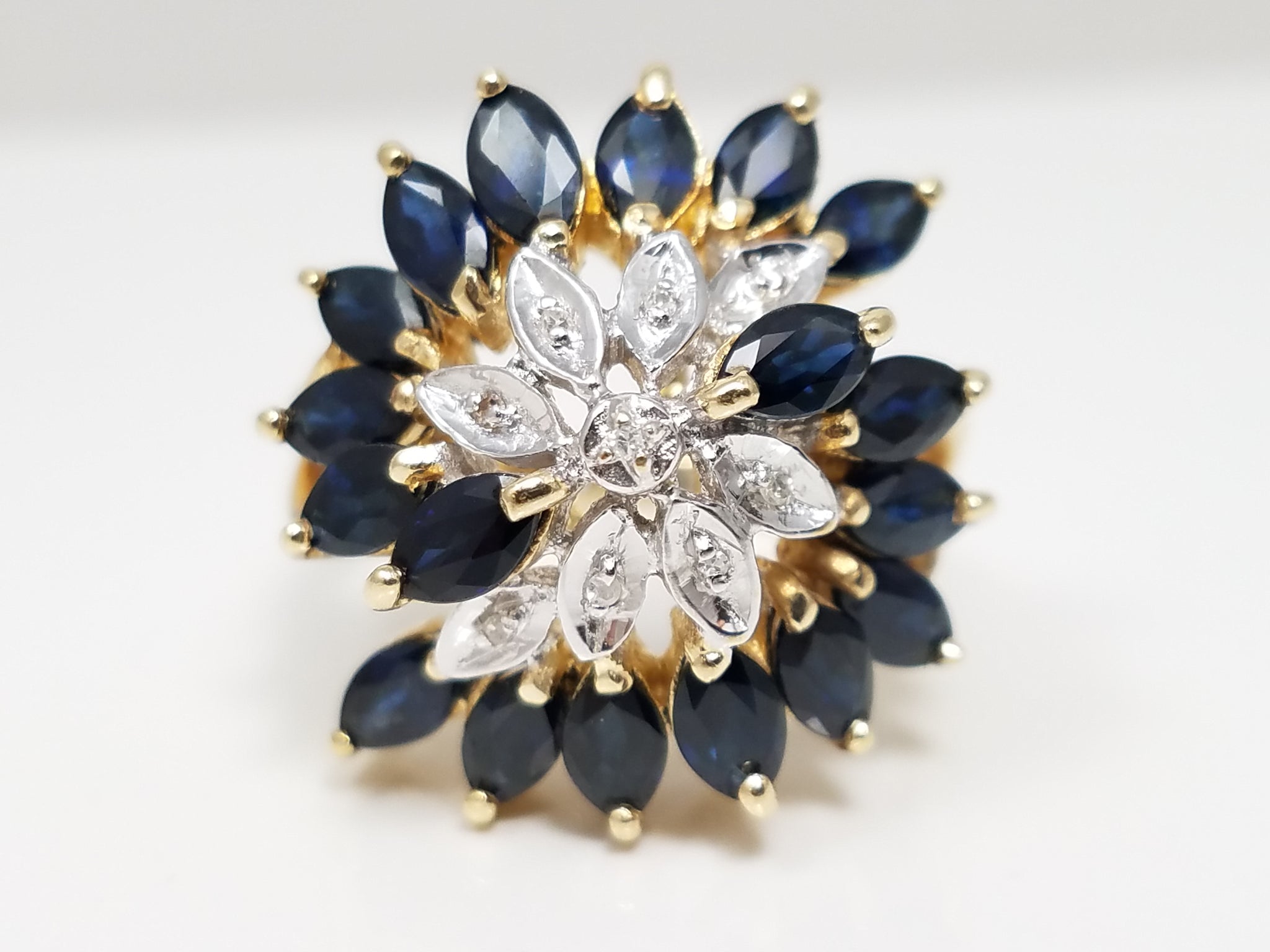 Grand 10k Yellow Gold Natural Sapphire Diamond Cluster Ring