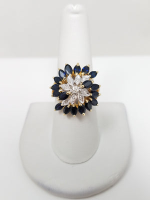 Grand 10k Yellow Gold Natural Sapphire Diamond Cluster Ring