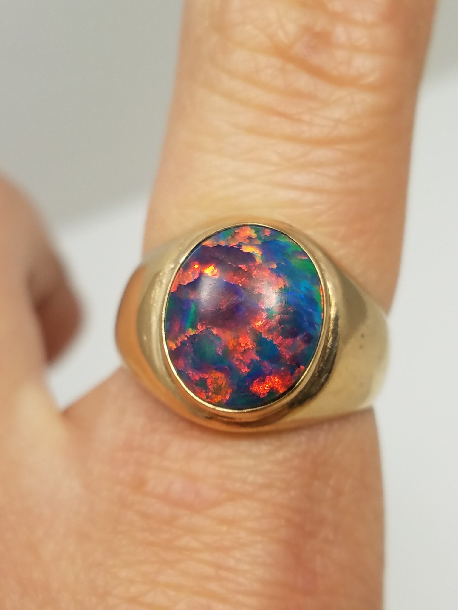 Breathtaking Vintage 9k Yellow Gold Lab Grown Black Opal Ring