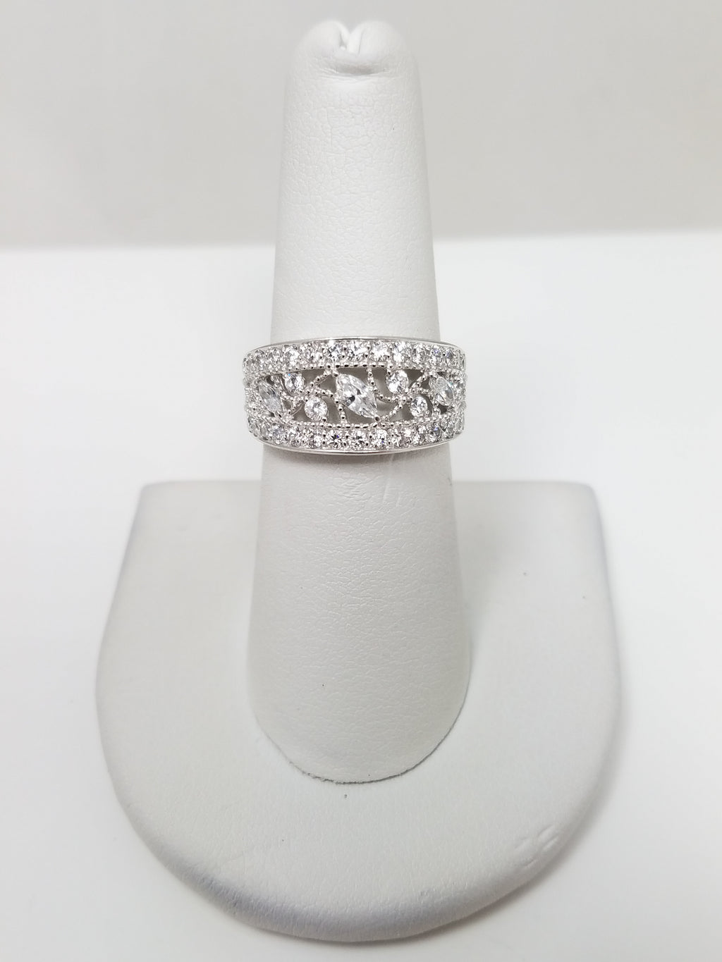Sparkling Cubic Zirconia 14k White Gold Ring