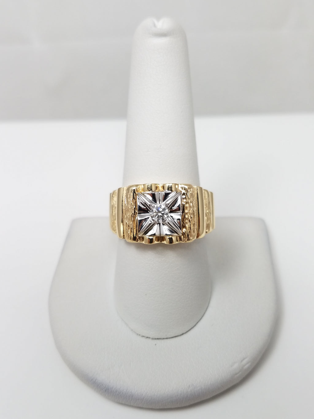 Handsome Men's 14k Two Tone Gold Natural Diamond Solitaire Ring