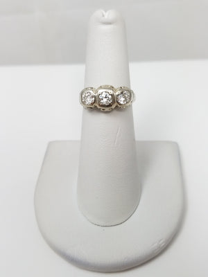 Elegant 1930's Art Deco 18k White Gold 0.60ctw Diamond Engagement Ring