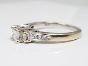 Classy 14k White Gold 0.50ctw Natural Diamond Engagement Ring