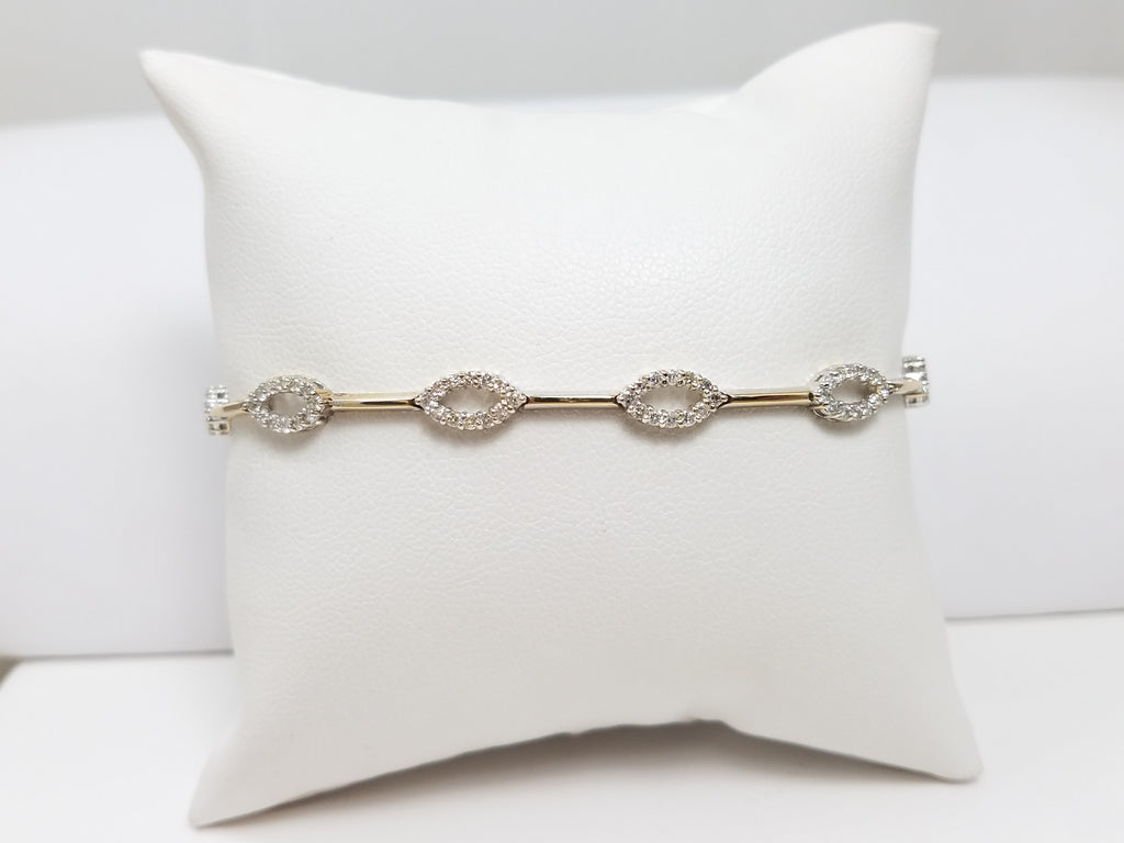 Modern 18k White Gold 1ctw Natural Diamond 7.5" Oval Link Bracelet