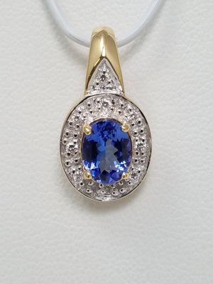 Sweet Natural Tanzanite & Natural Diamond 18k Yellow Gold Pendant
