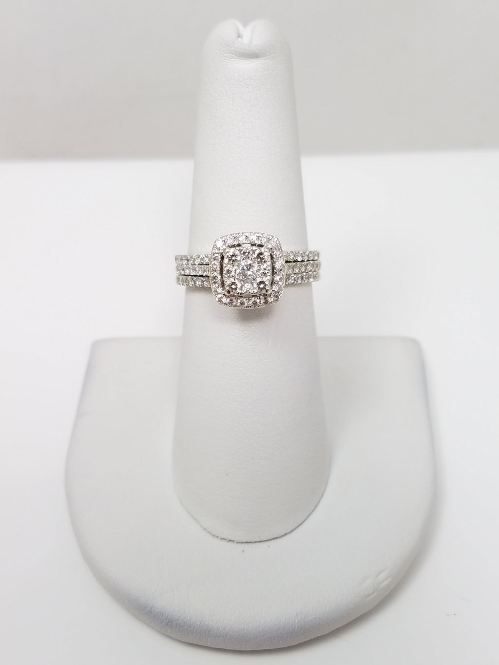 Luxurious 10k White Gold 1ctw Natural Diamond Engagement Ring Set