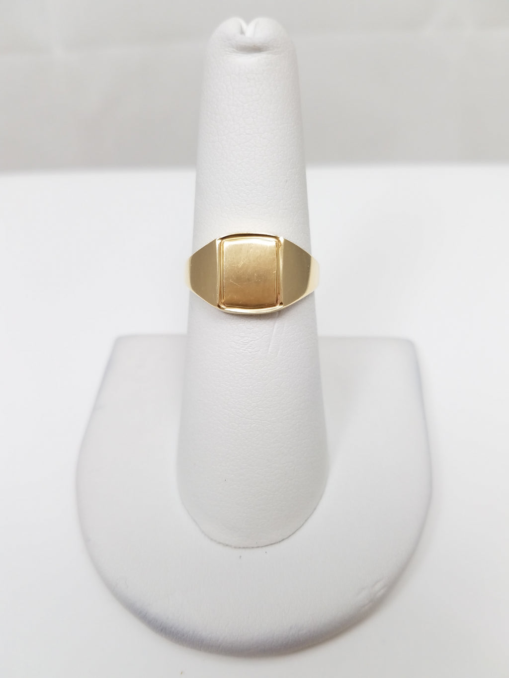 Classic 14k Yellow Gold Signet Ring