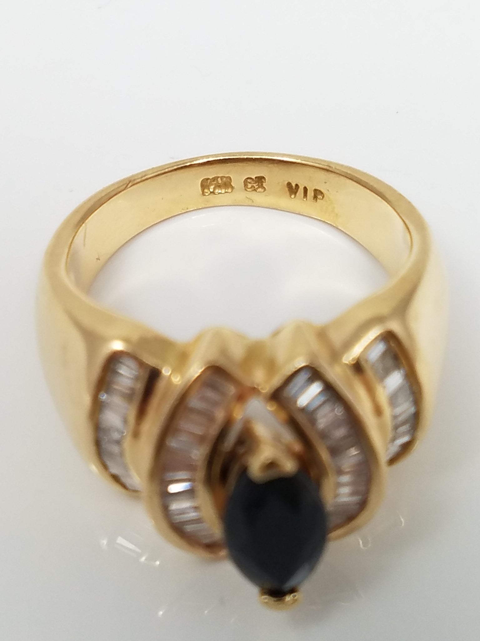 Glamorous 14k Yellow Gold Natural Sapphire Diamond Custom Ring