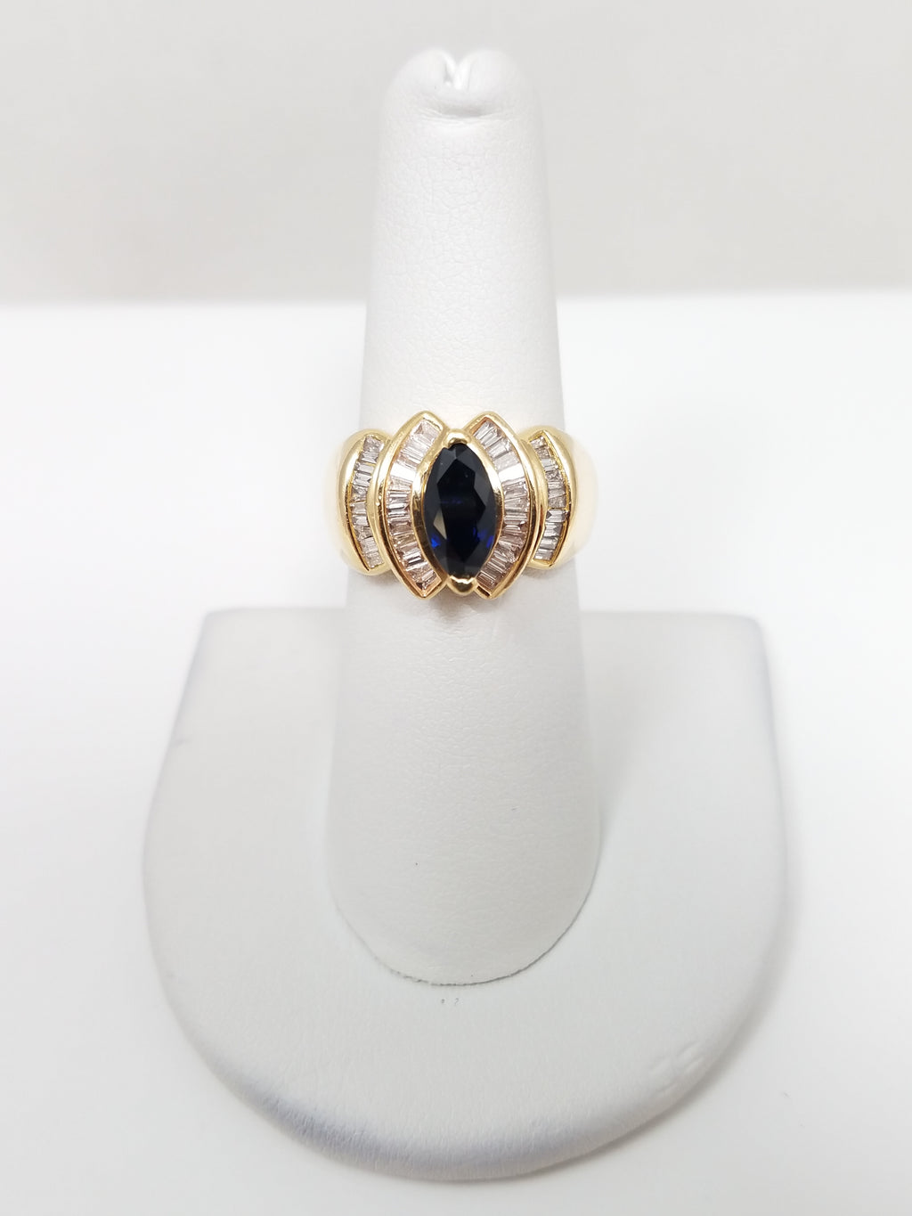 Glamorous 14k Yellow Gold Natural Sapphire Diamond Custom Ring