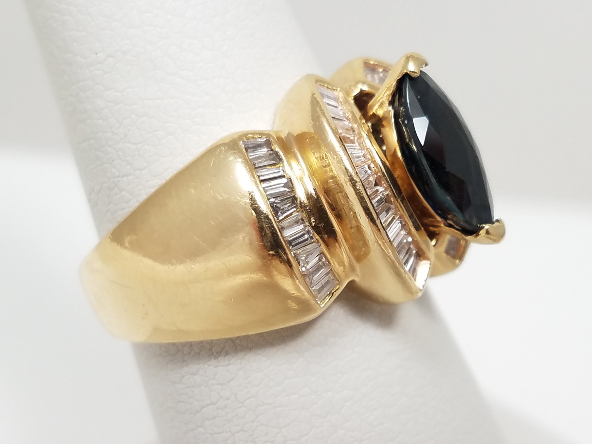 Glamorous 14k Yellow Gold Natural Sapphire Diamond Custom Ring