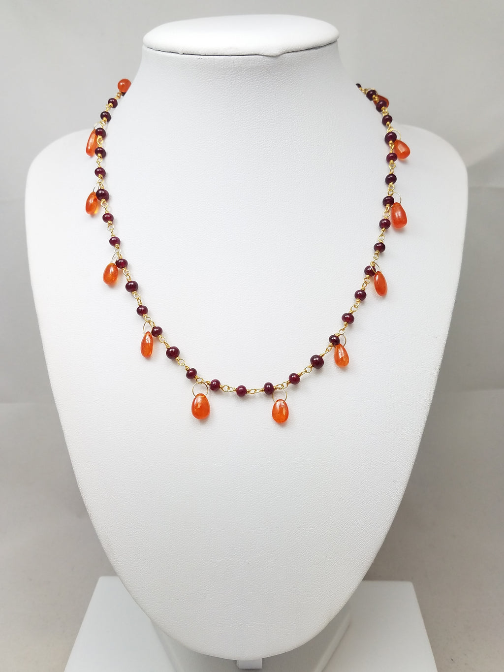 Sophisticated 22k Yellow Gold Natural Ruby & Rutile Quartz 16" Necklace