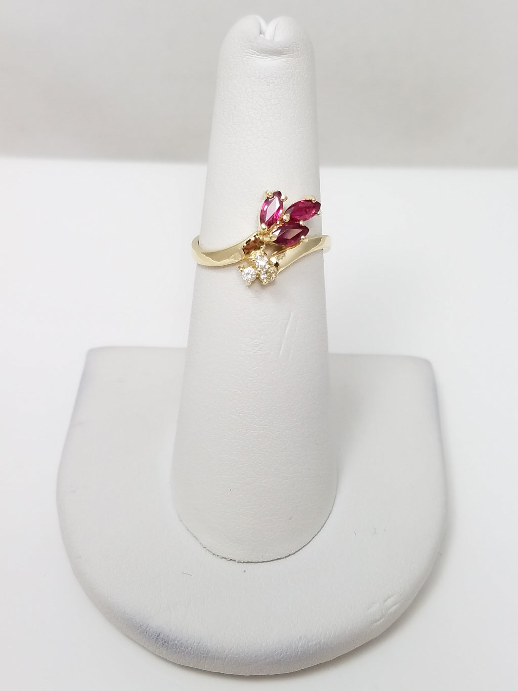 Stylish 14k Yellow Gold Natural Ruby Diamond Custom Ring