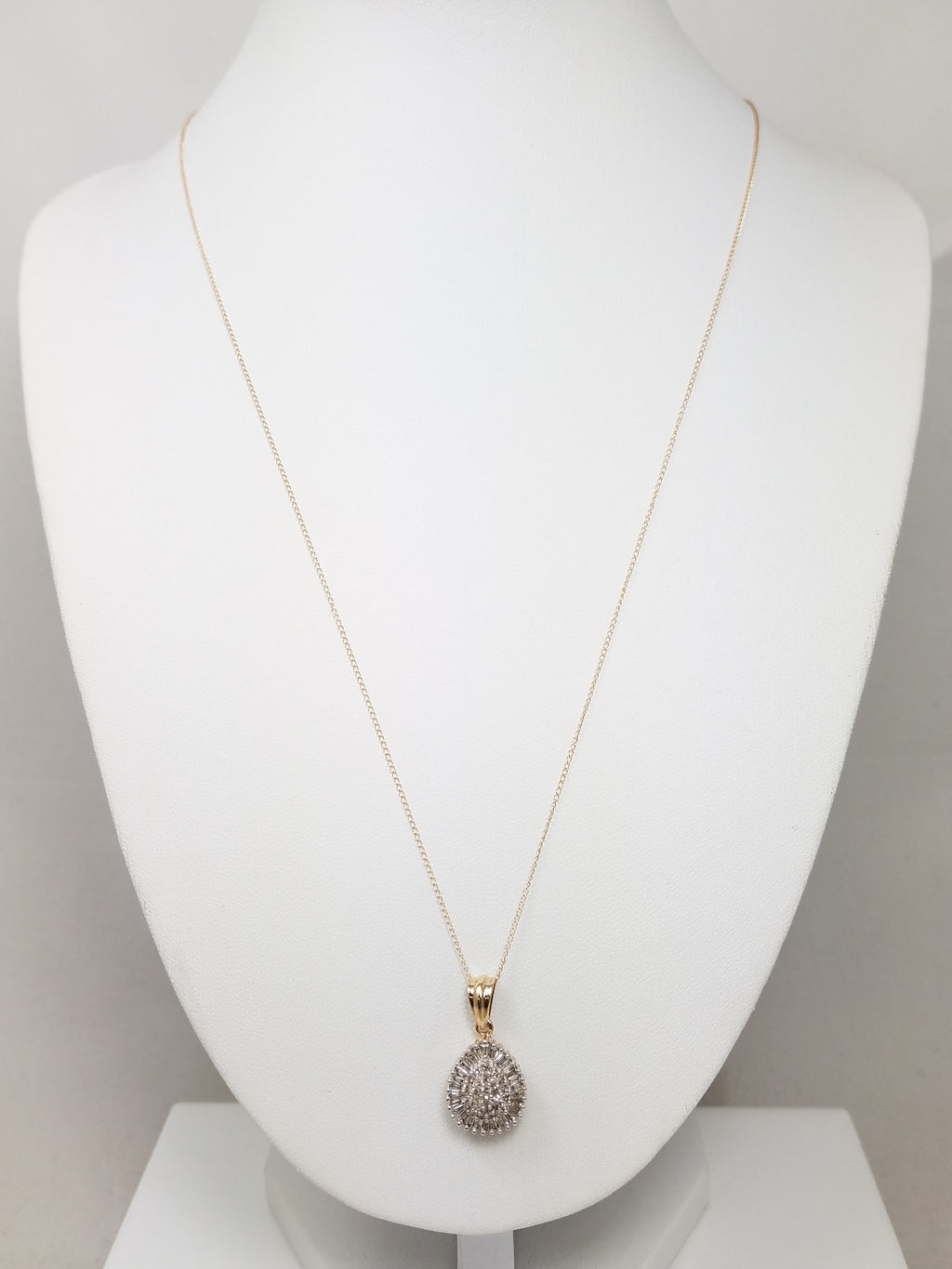 Sparkly 20" 10k Yellow Gold Natural Diamond Pendant Necklace