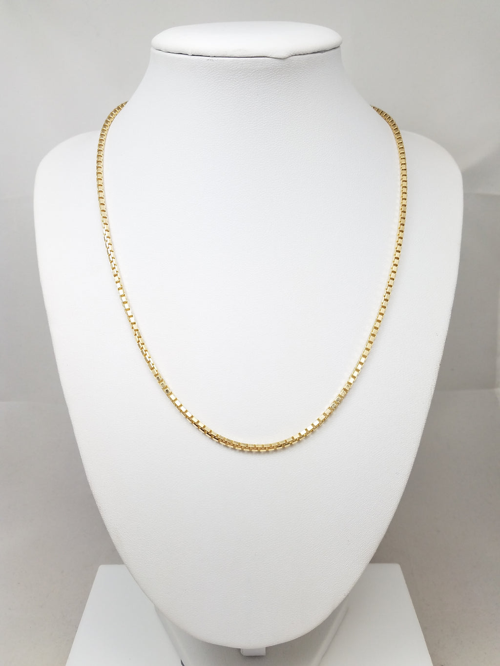 Sporty 18" 14k Yellow Gold Fancy Box Link Chain Necklace