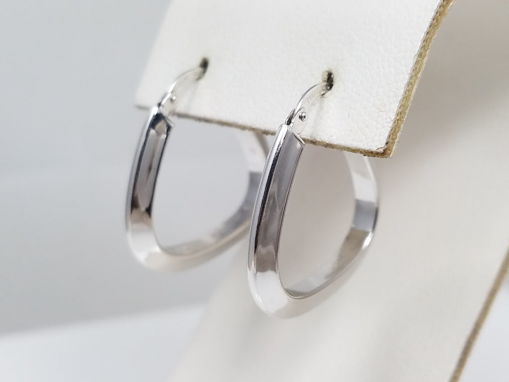 Chic 14k White Gold Hollow Triangle Shape Hoop Earrings
