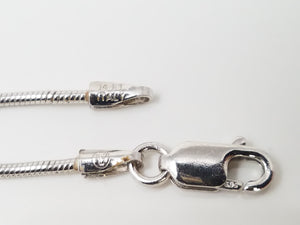 Classy 15.75" 14k White Gold Solid Snake Chain Necklace