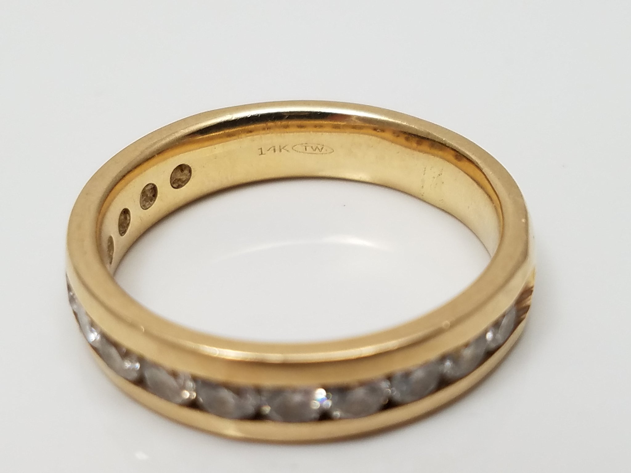 Gleaming 14k Yellow Gold .75ctw Natural Diamond Comfort Fit Anniversary Ring Band