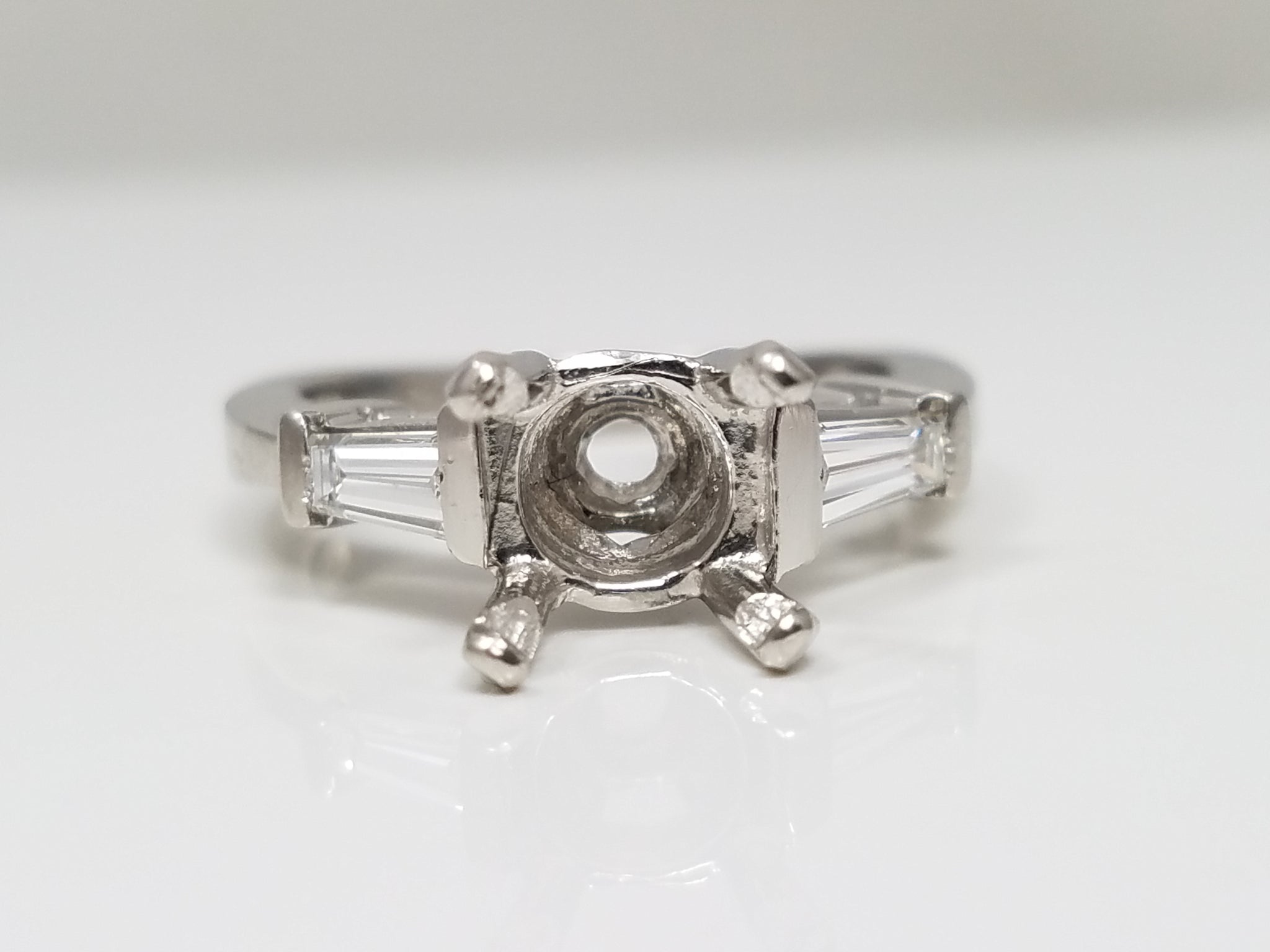 Elegant Platinum Natural Diamond Engagement Ring Mount