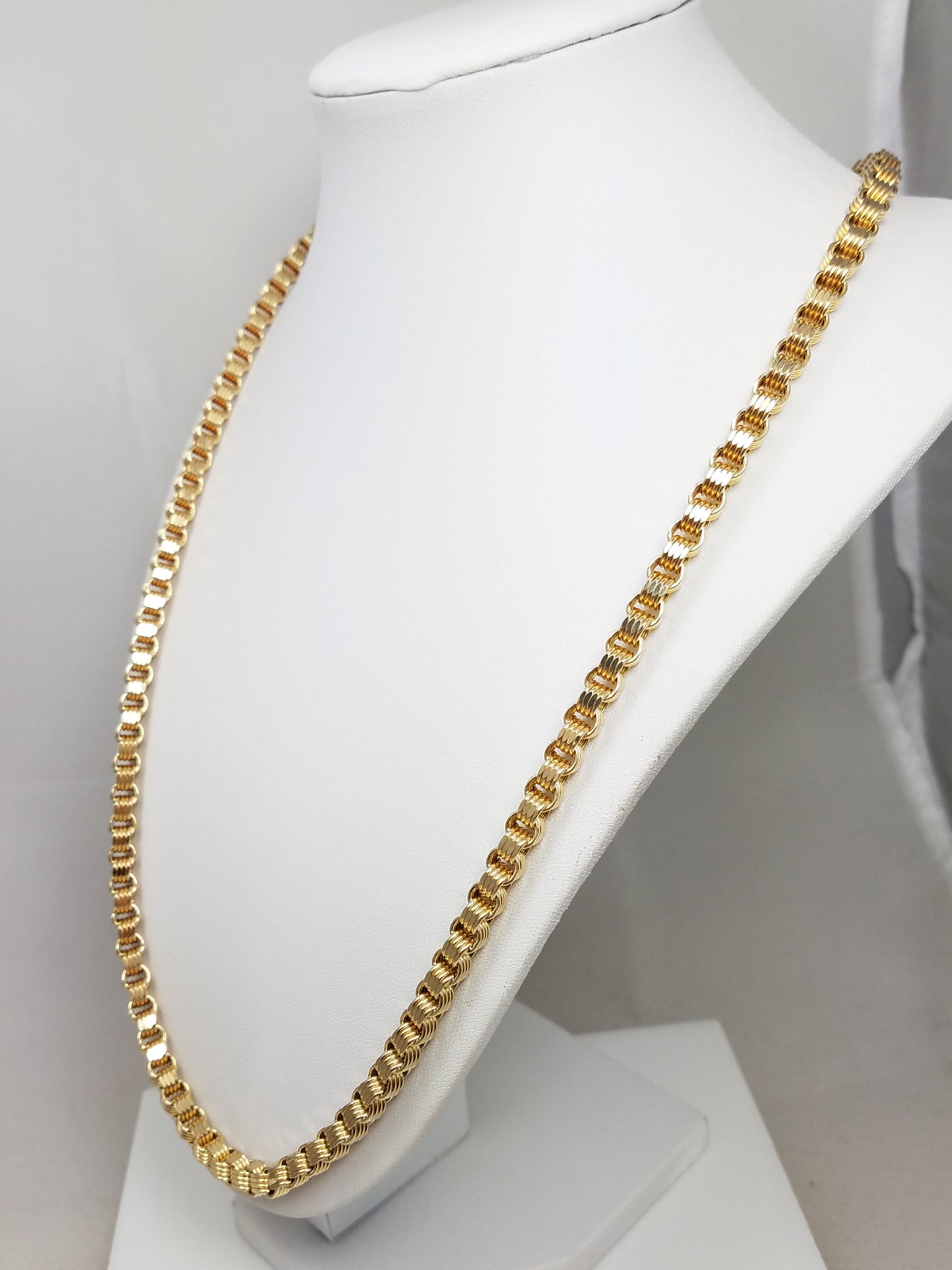 Grand 24" 10k Yellow Gold Hollow Byzantine Box Link Chain Necklace