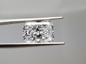 NEW IGI Certified Lab Grown 4.66ct Cut Cornered Rectangular Modified Brilliant Diamond VVS2 D
