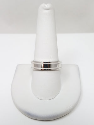 $3,100 Retail Tiffany & Co. Dapper Platinum Wedding Ring Band