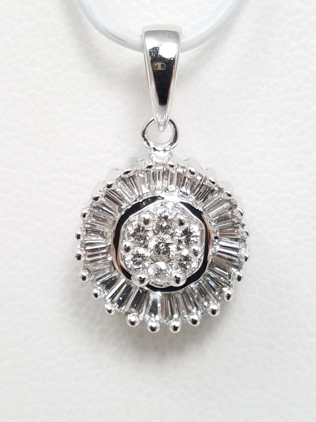 Scintillating 14k White Gold Natural Diamond Circle Pendant