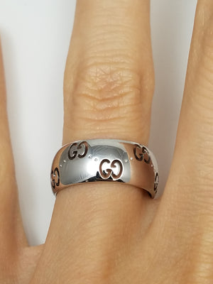 Gucci  "Icon" 18k White Gold Ring