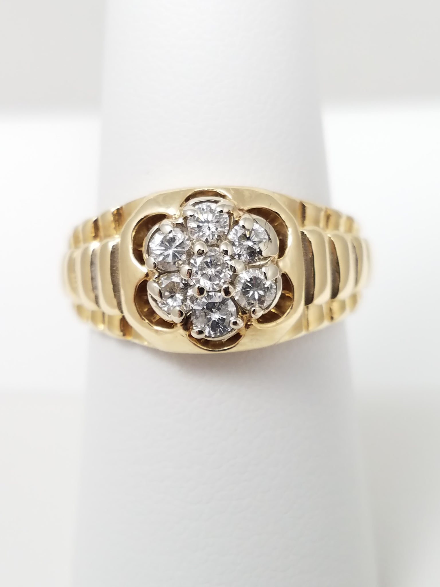 Striking Natural Diamond 14k Yellow Gold Ring