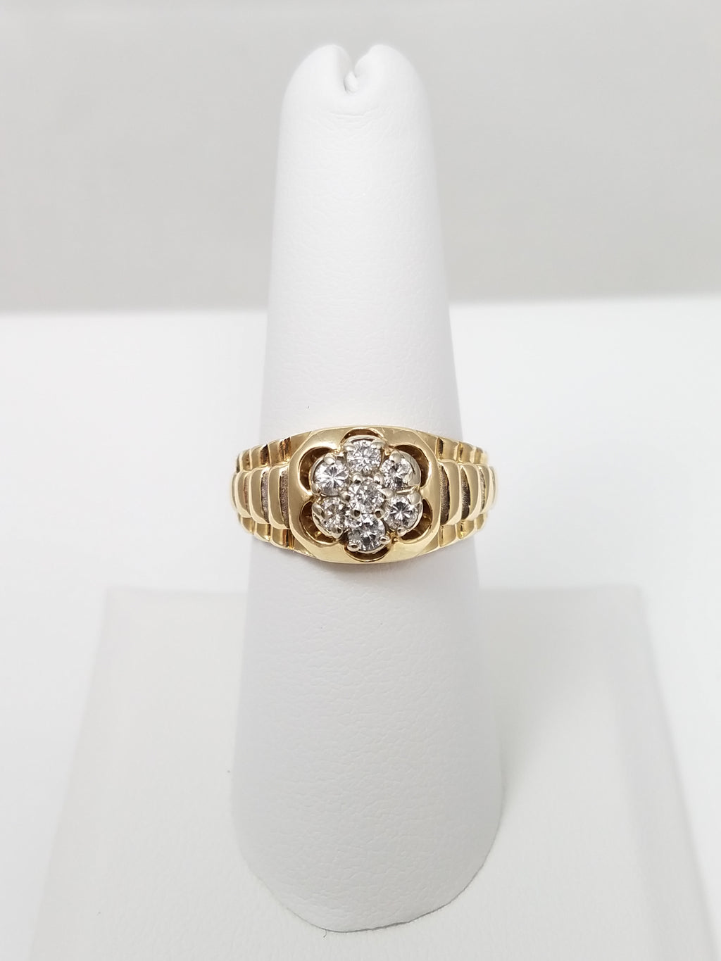 Striking Natural Diamond 14k Yellow Gold Ring