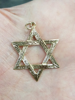 Elegant 14k Yellow Gold Reversible Star Of David Pendant