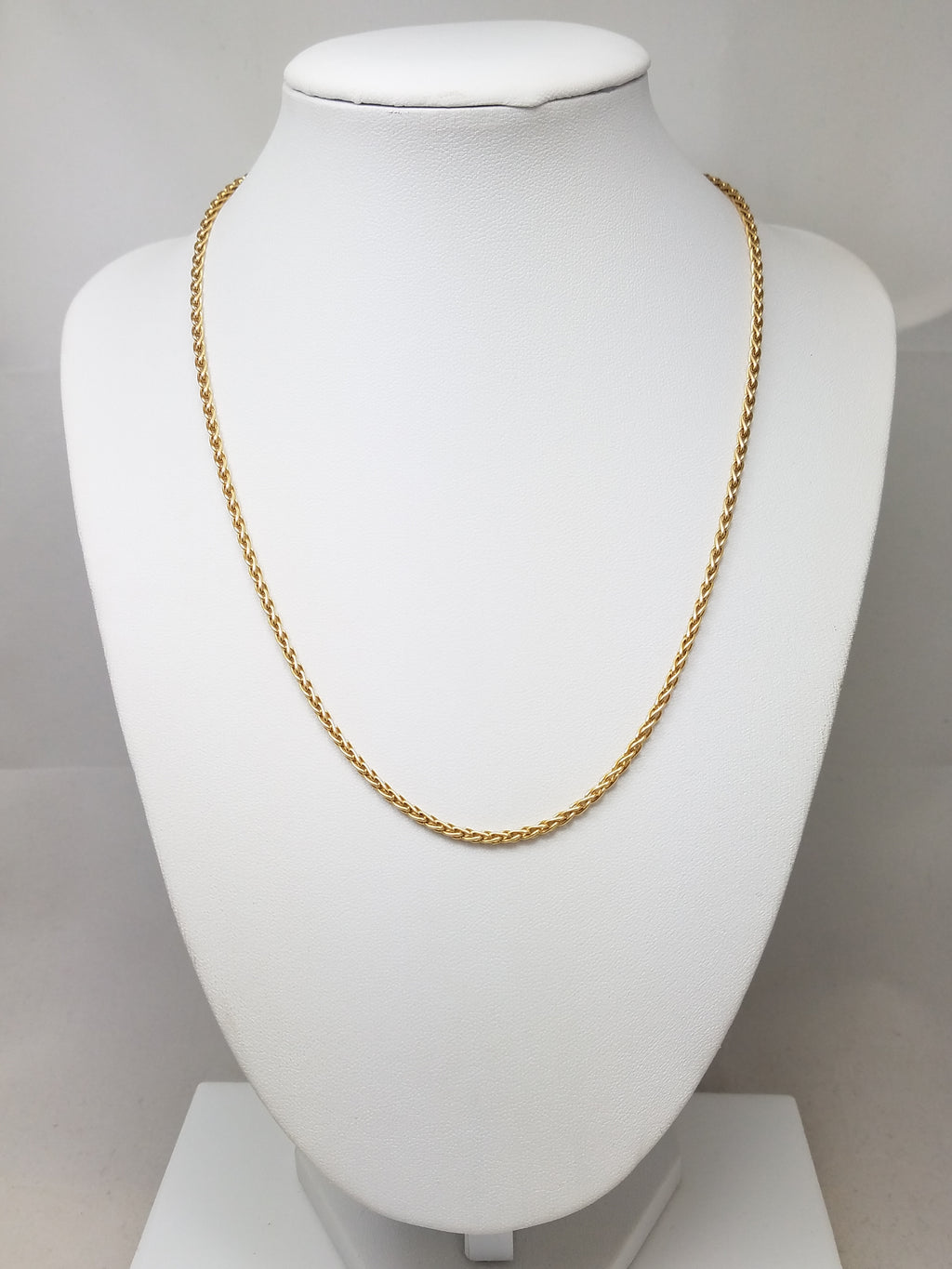 Sporty 18" Solid 18k Yellow Gold Rounded Wheat Chain Necklace