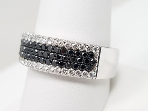 Outstanding 14k White Gold Natural Diamond Ring Band