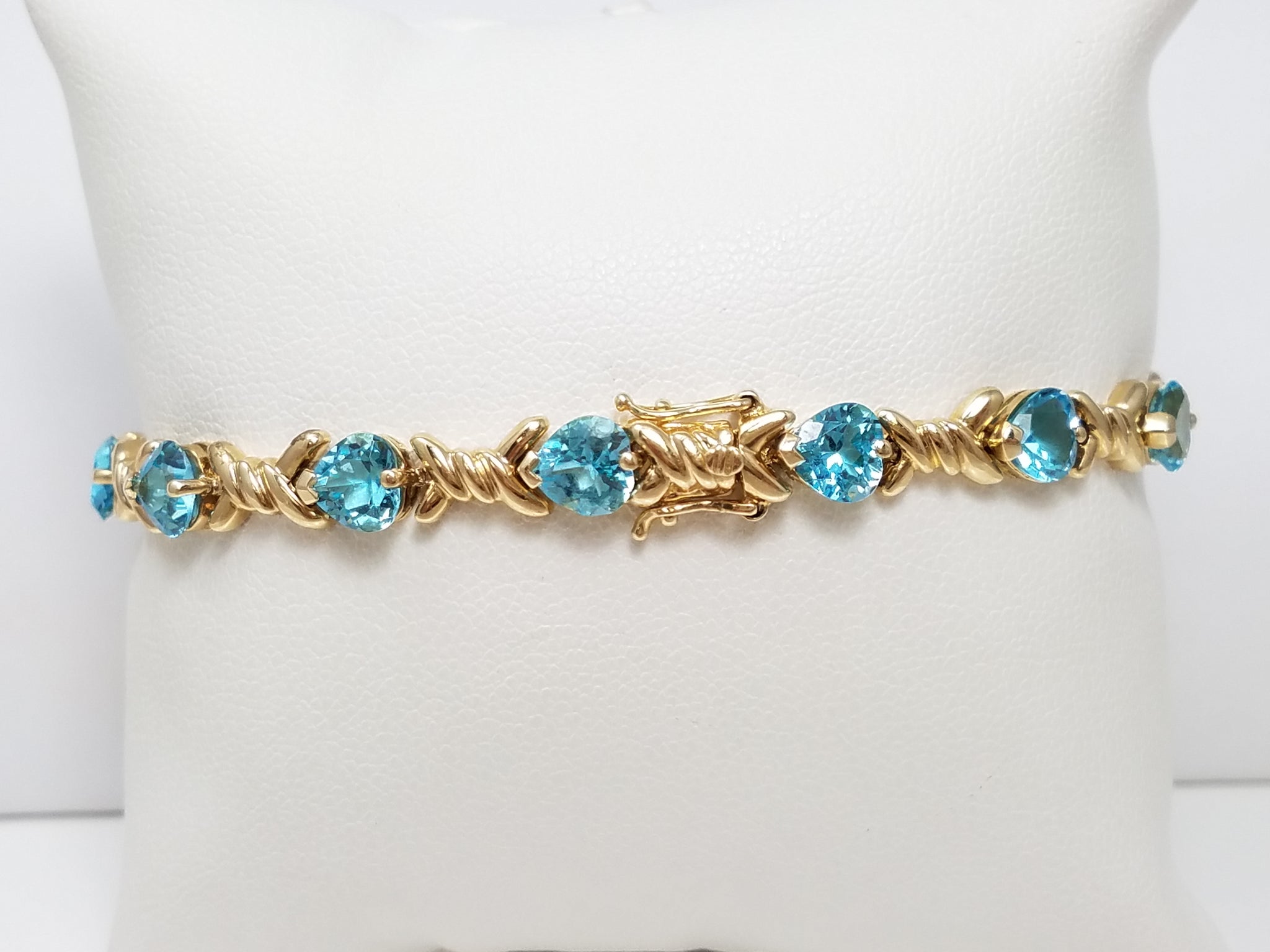 Fantastic 7.5" 14k Yellow Gold Natural Blue Topaz Bracelet