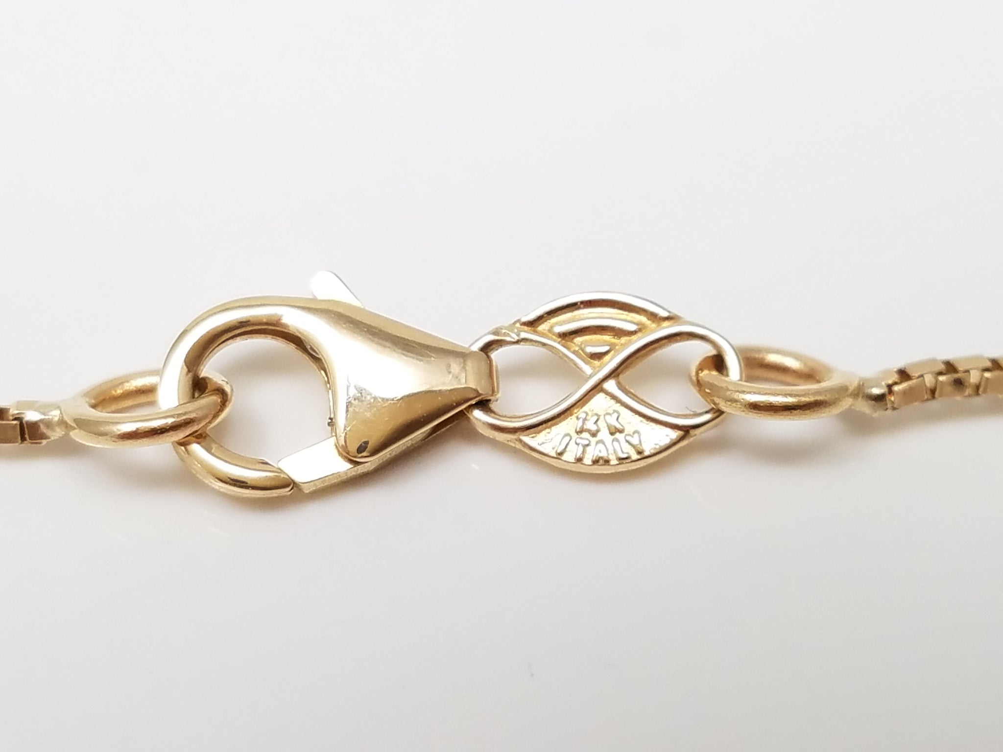 Classic 24" 14k Yellow Gold Box Link Chain Necklace