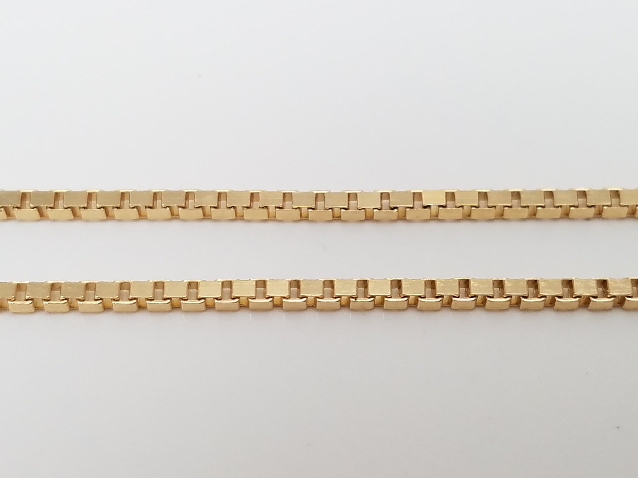 Classic 24" 14k Yellow Gold Box Link Chain Necklace