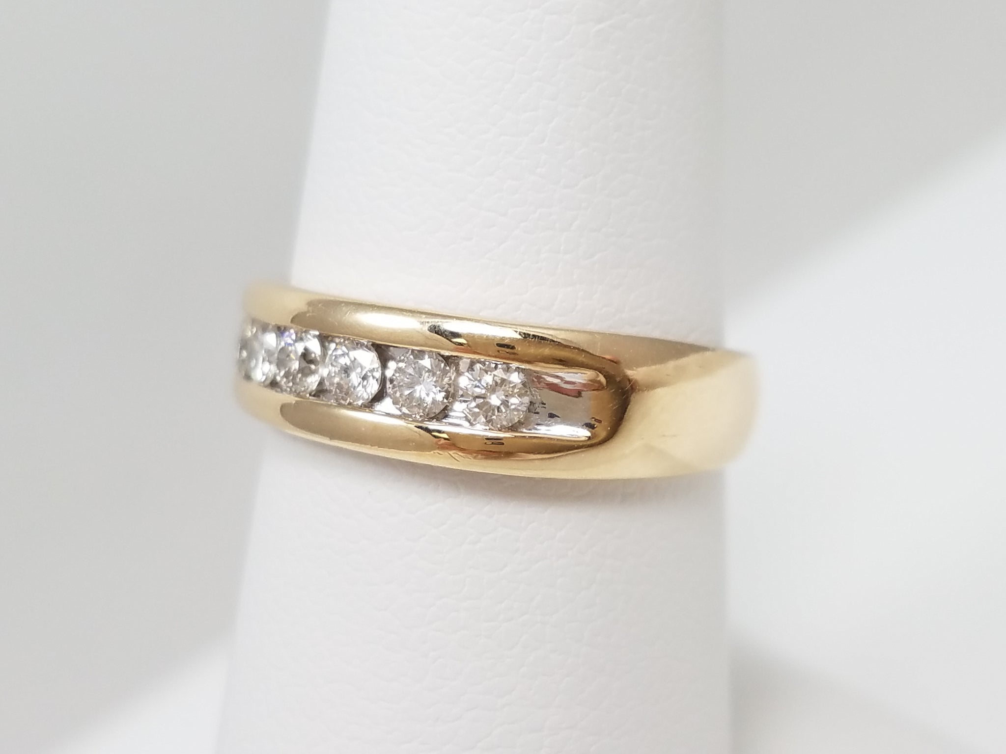 Classic 10k Yellow Gold Natural Diamond Anniversary Ring Band