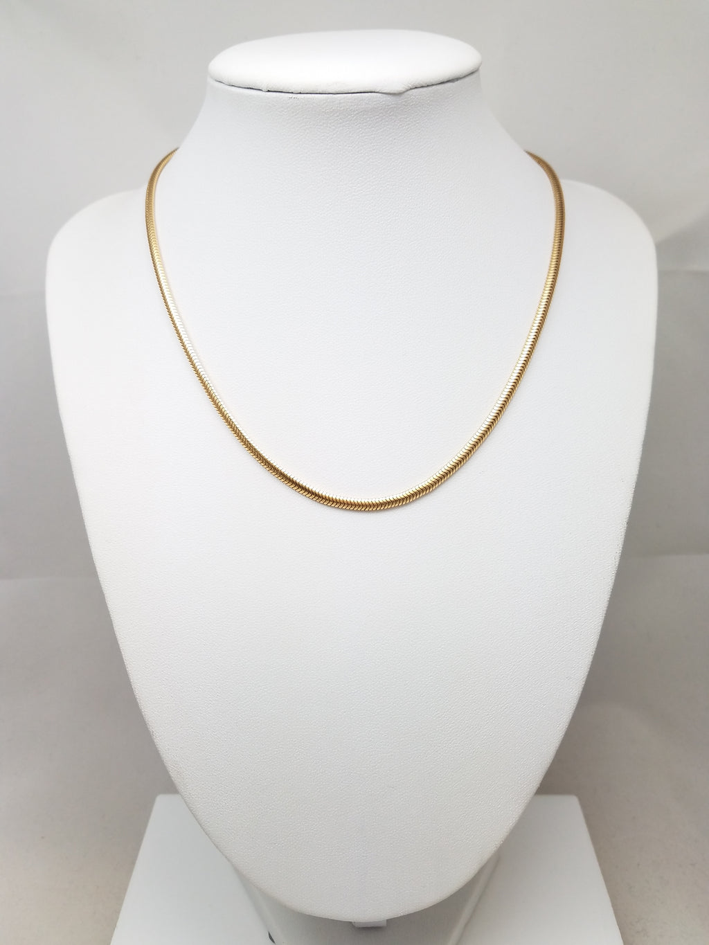 Sleek 14k Yellow Gold Flat Snake 15.5" Necklace