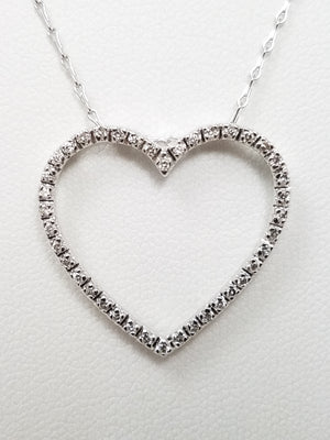 Lovely 14k White Gold Natural Diamond Pendant Heart 18" Necklace