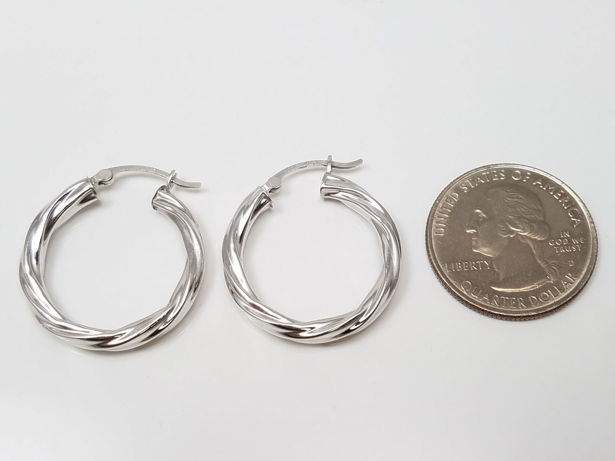 Spiral Hoop Earrings in 14k White Gold