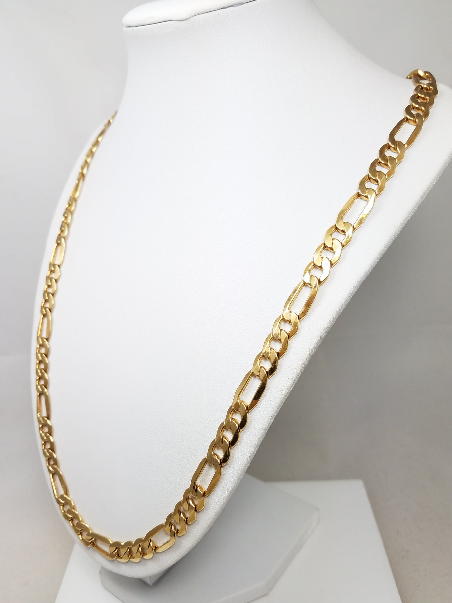 Sporty 26" 10k Yellow Gold Hollow Figaro Link Chain Necklace