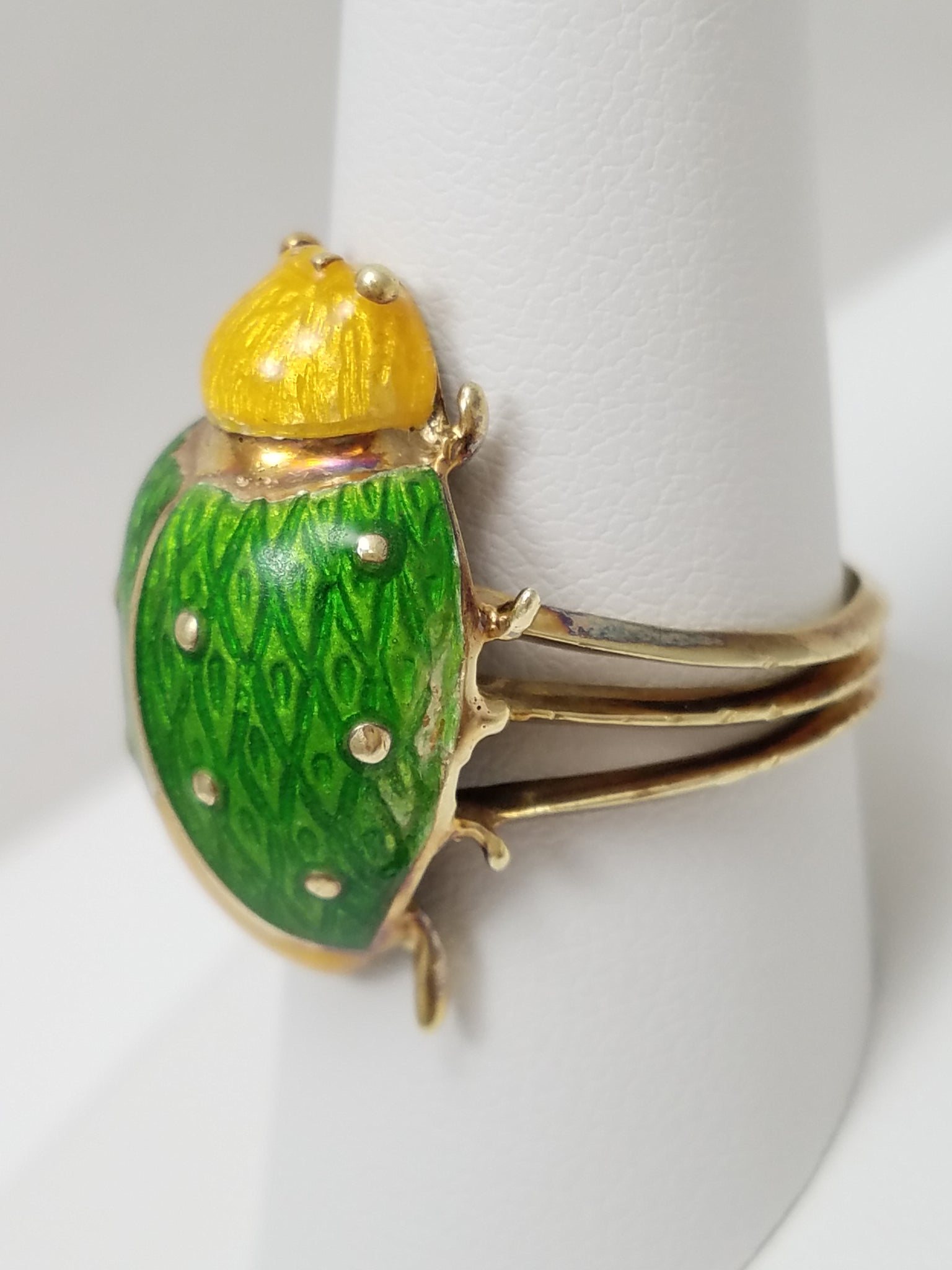 Vintage Handcrafted 14K Yellow Gold & Enamel Beetle Ring