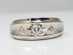 Fashionable 14k White Gold Natural Diamond Wedding Ring Band