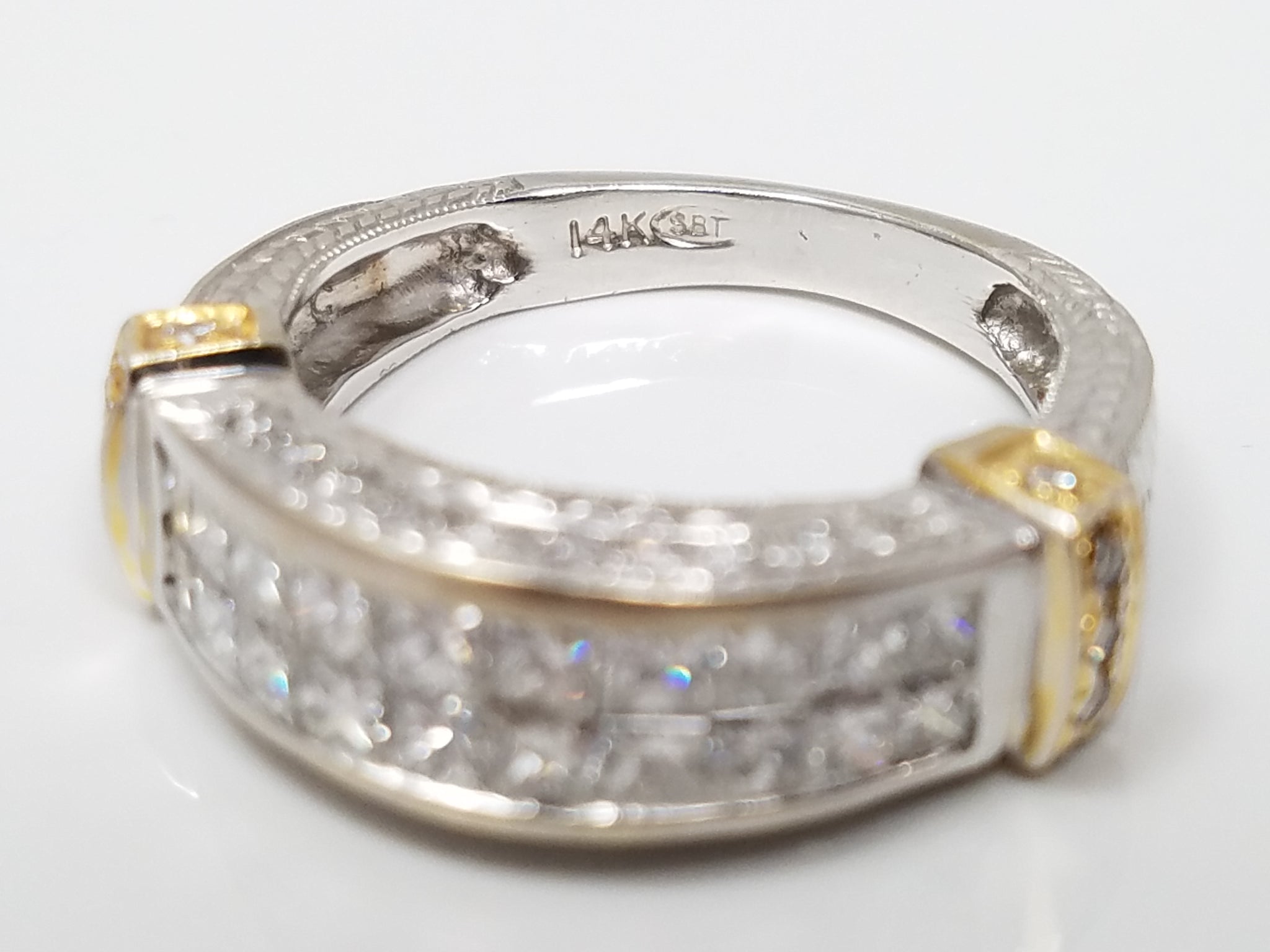 Remarkable 14k Two Tone Gold Natural Diamond Wedding Ring Band