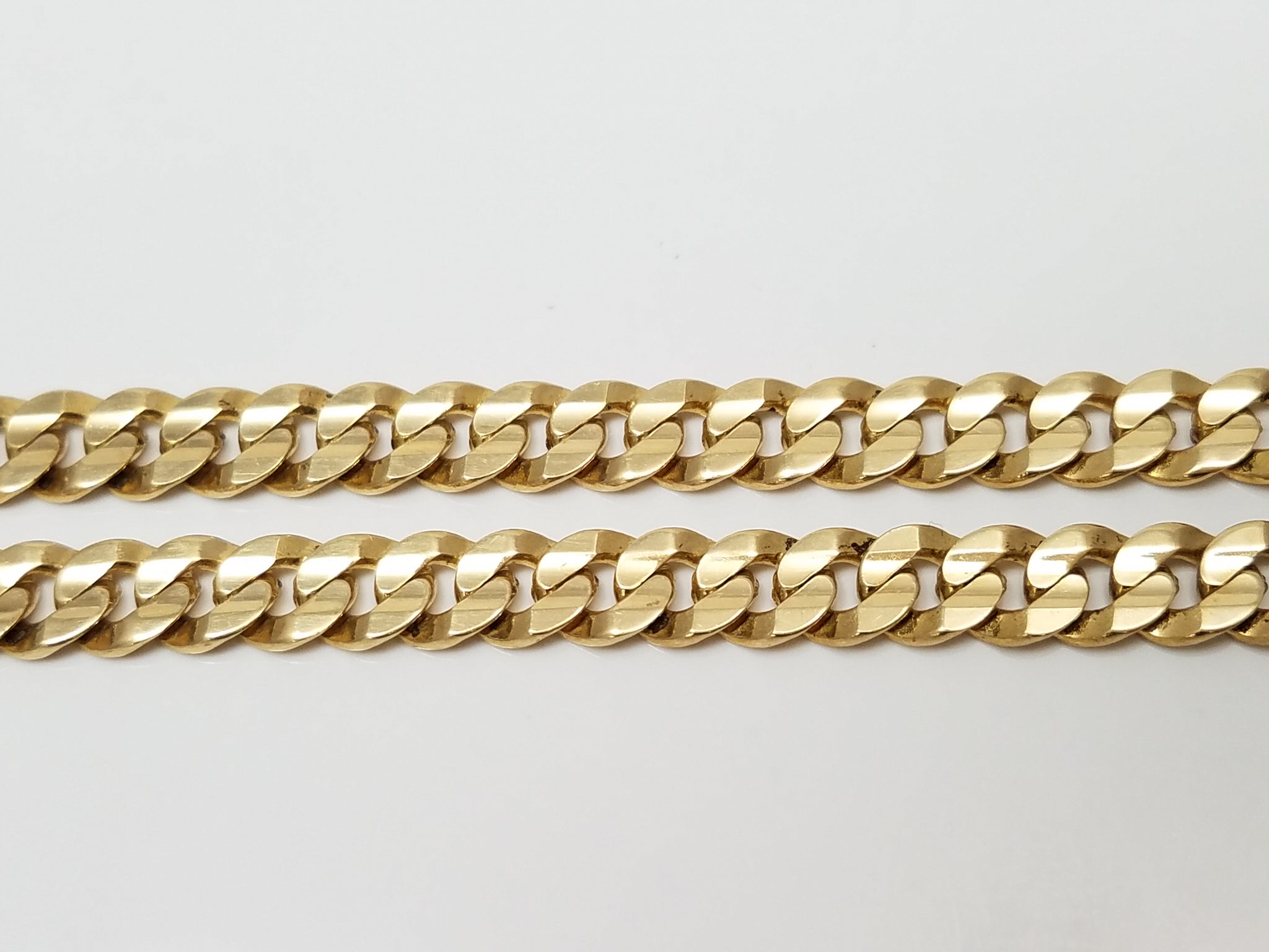 Sporty 22" Solid 14k Yellow Gold Cuban Link Chain Necklace