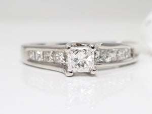 Elegant 14k White Gold Natural Diamond Engagement Ring