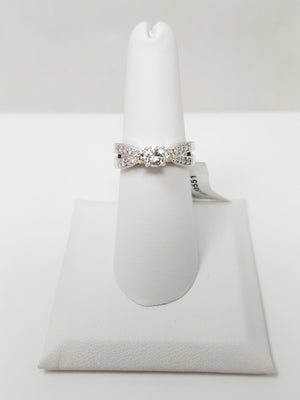New! Luxurious 14k White Gold Natural Diamond Engagement Ring